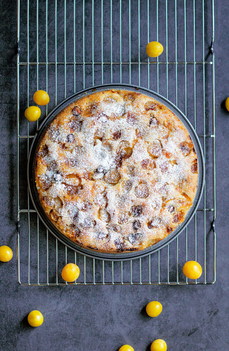 Mirabellen-Haselnuss-Kuchen