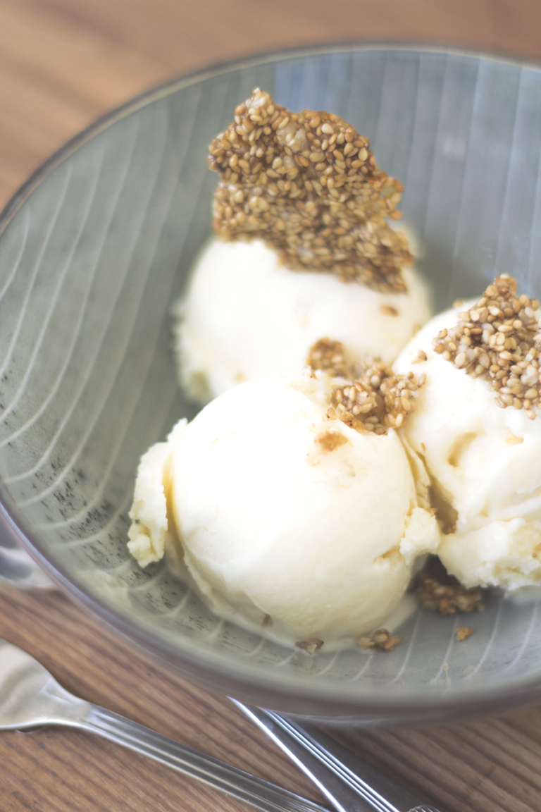 Miso-Skyr-Eiscreme