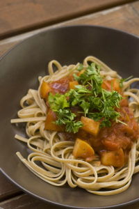 Pasta mit Apfel-Zimt-Sauce
