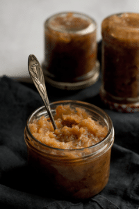 Quitten-Chutney mit Chili und Zimt (vegan)