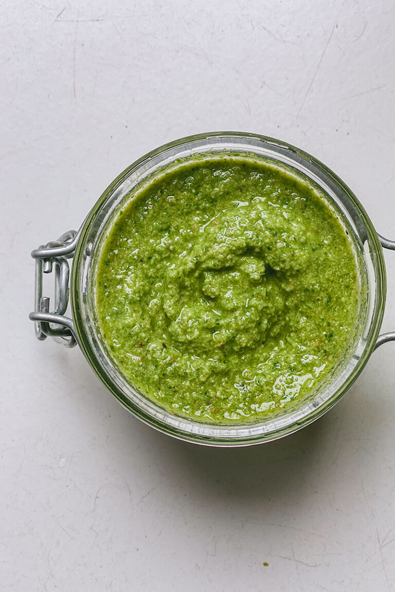 Stielmus-Pesto im Glas