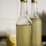 Selbstgemachter Holunderblütensirup